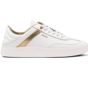 OluKai Ha’upu Sneakers White & Gold 9.5